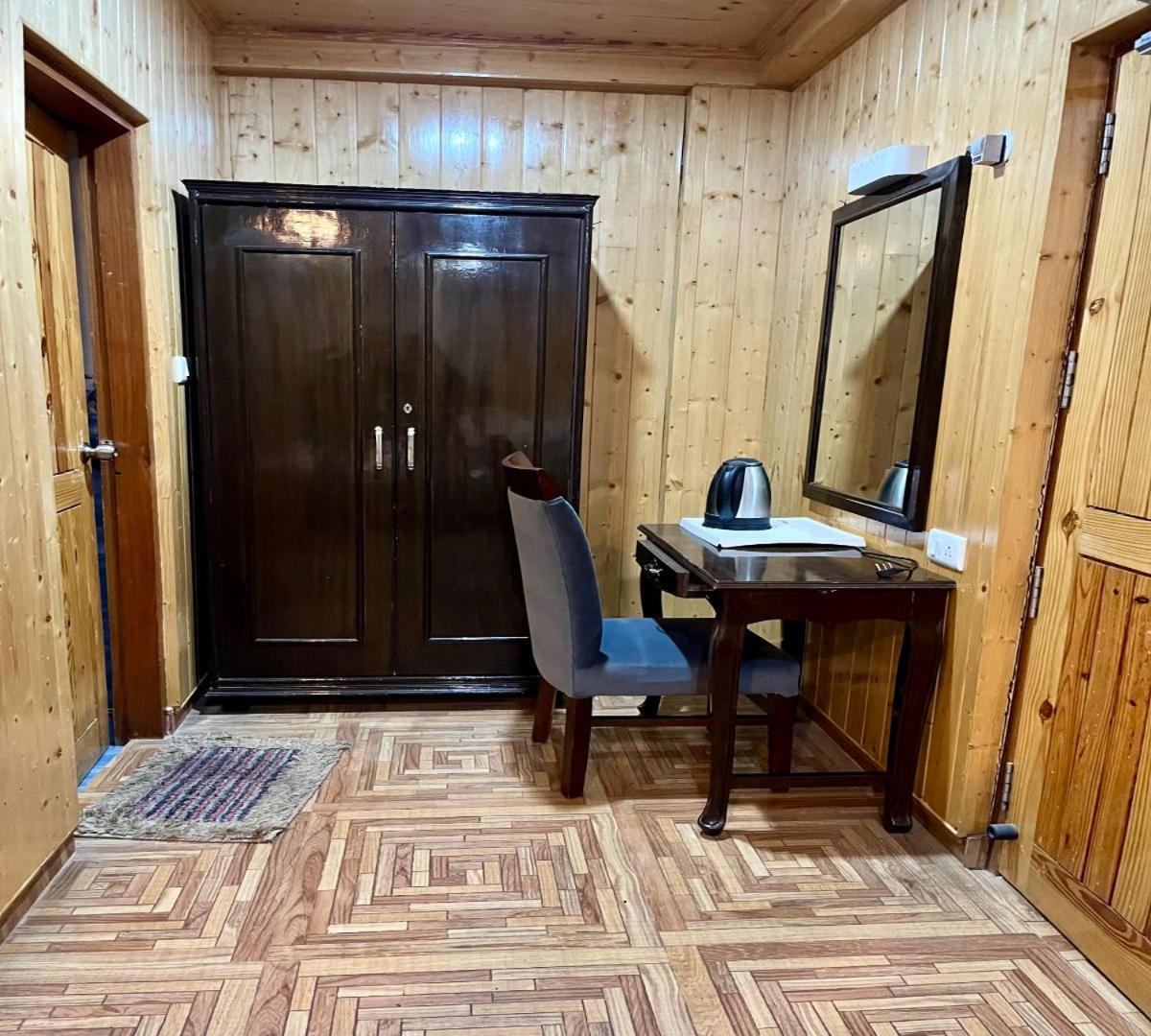 Snow Range Resort And Cottage Vashist Exterior photo